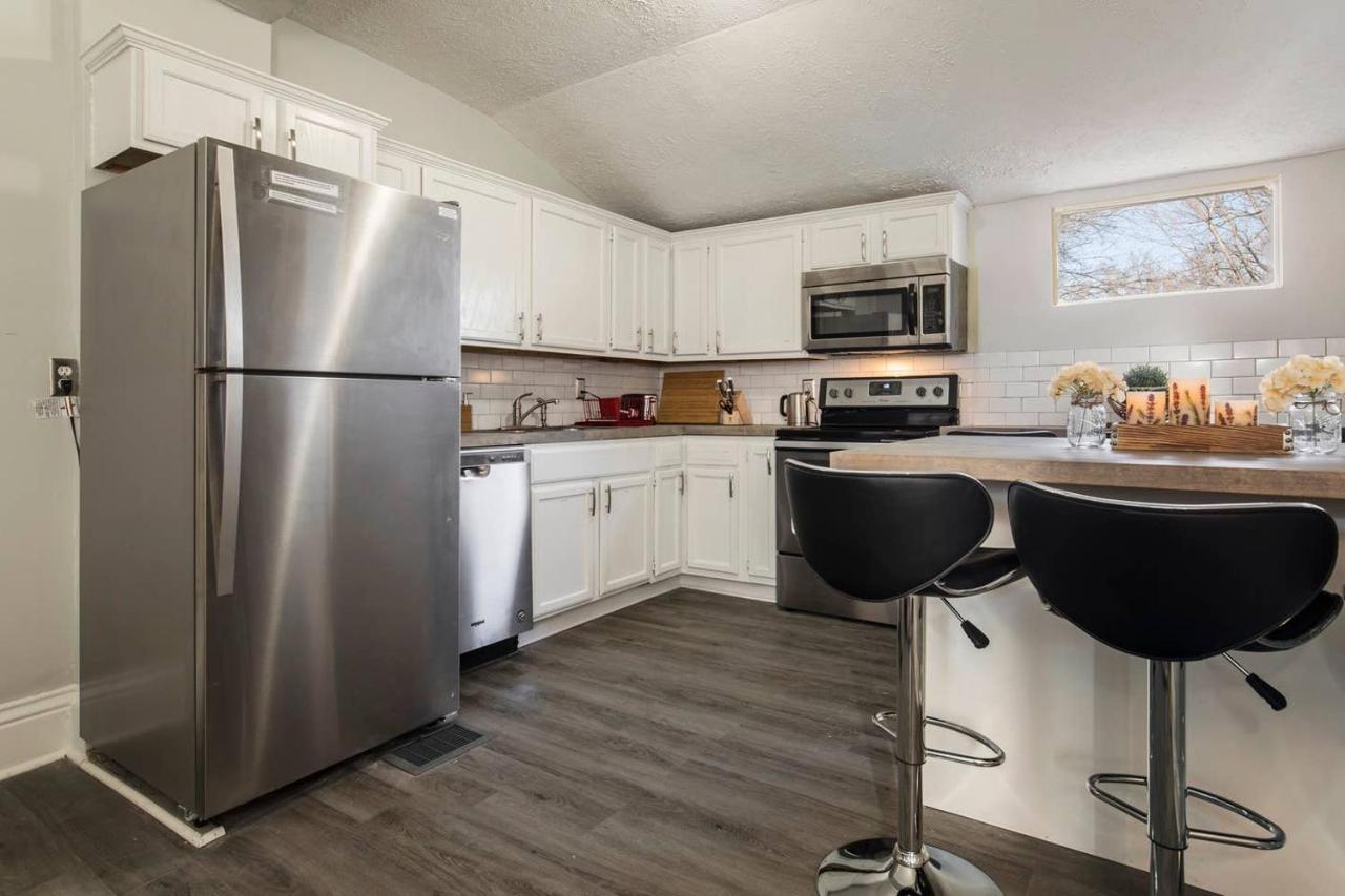Louisville Dream House 4Br 2Ba By Cozysuites Exterior foto