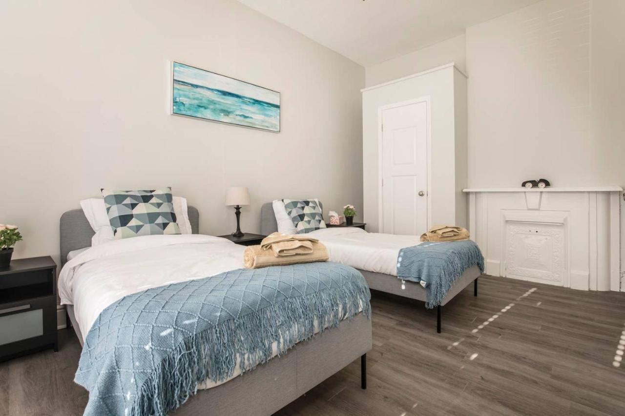 Louisville Dream House 4Br 2Ba By Cozysuites Exterior foto